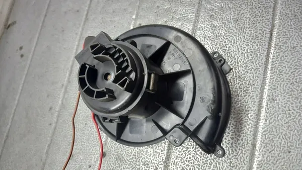 Ventilador de Aquecimento Opel Astra G 1.7CDTi 00R HB 52485311 image 3