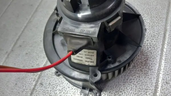 Ventilador de Aquecimento Opel Astra G 1.7CDTi 00R HB 52485311 image 5