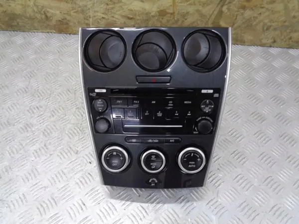 Rádio CD 6-Disc e Painel Clima Mazda 6 OEM CQ-EM4570AK image 2