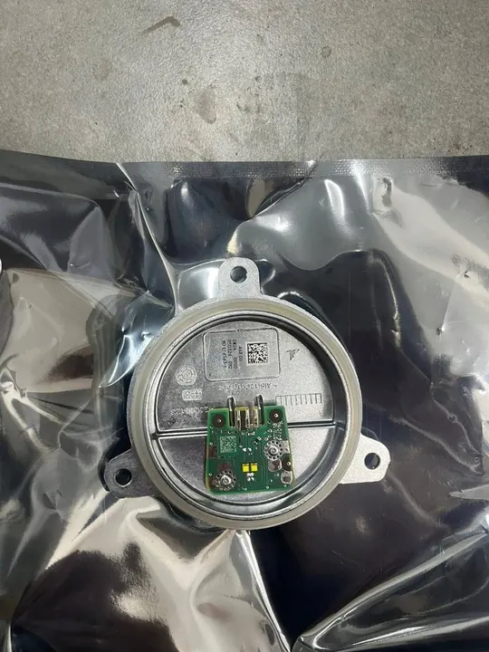 BMW 3 G20 G21 LED Modul Steuergerät OEM 63118496133 image 3