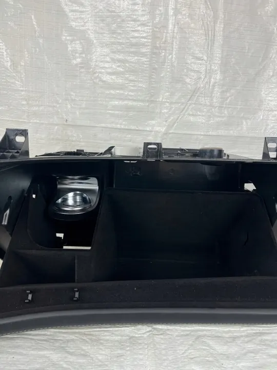 Luveta passageiro Mercedes GLS 167 OEM A1676806709 image 10