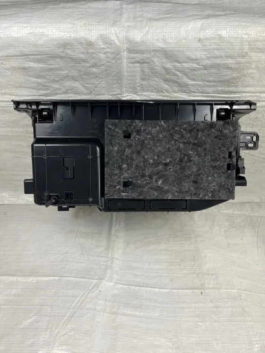 Luveta passageiro Mercedes GLS 167 OEM A1676806709 image 6