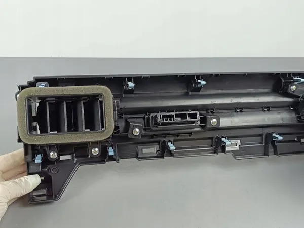 2024 Honda HR-V Grade de painel EB725811100 image 4