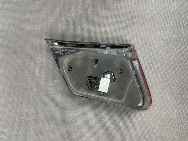 LINKER ACHTERLICHT MERCEDES KLASSE E AMG W212 A2129061003 image 2