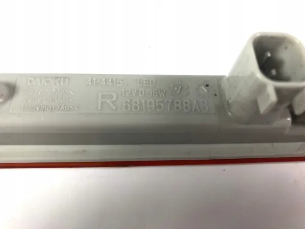 OEM 68195788AB sidomarkeringsljus fram höger image 5