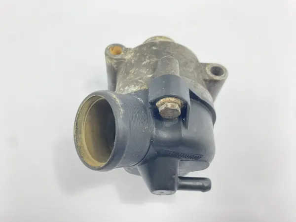 Thermostatbehuizing OEM 1022030373 voor Mercedes W124/W201 image 9