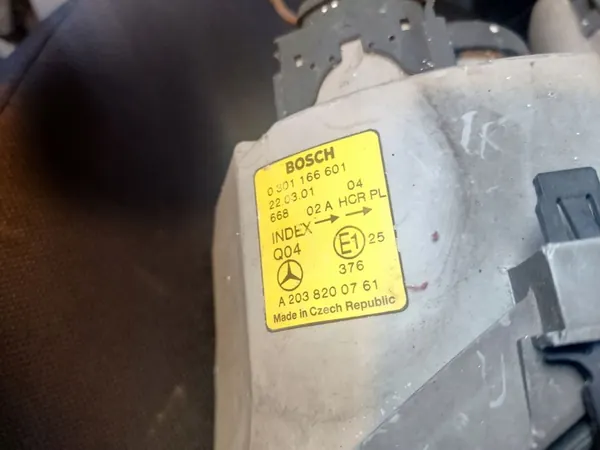 Mercedes-Benz C W203 2004 Koplamp image 5