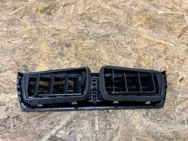 Grille de ventilation centrale CITROEN C5 AIRCROSS LIFT OEM image 5