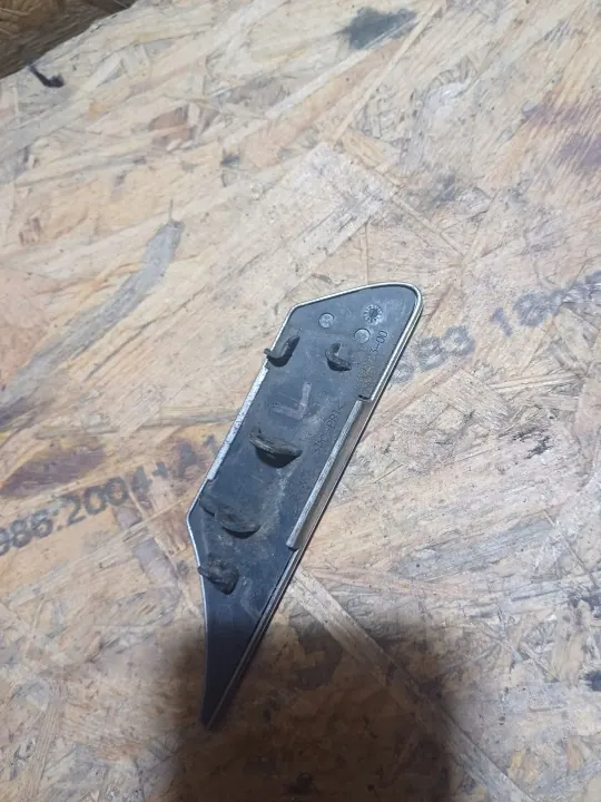 Tapa lavafaros izquierdo para Ford Kuga MK1 image 4