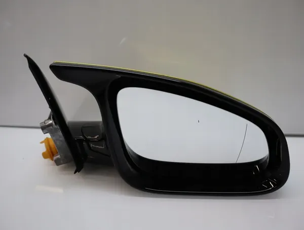 BMW M3 F80 (2012-2019) 5 PIN - OEM image 2