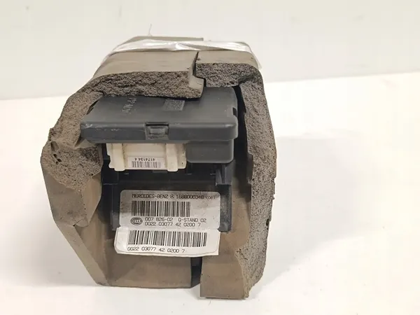 Bomba de cierre central Mercedes Clase A W168 OEM 1688000348 image 2