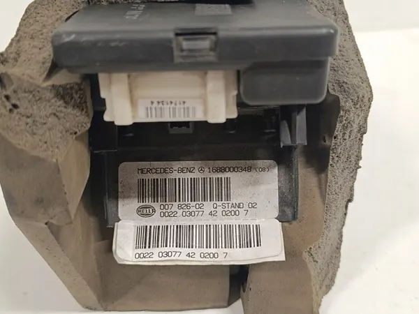 Bomba de cierre central Mercedes Clase A W168 OEM 1688000348 image 3