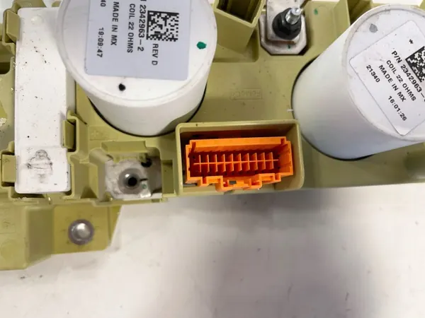 Ford Mach-E pyrotekninen puristin OEM 21344095211 image 9
