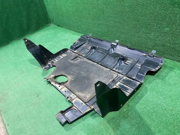 Escudo motor Subaru Outback OEM 56410AN020 image 6