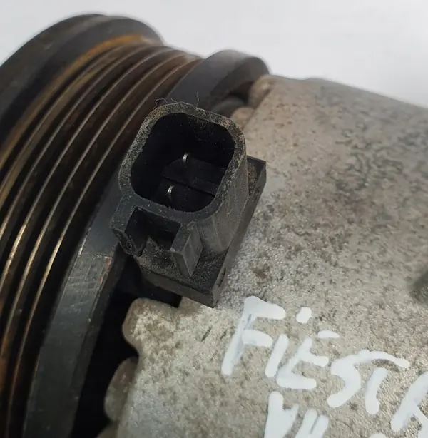 Ilmastointikompressori Ford Fiesta MK7 1.25 16V 1774907 image 3