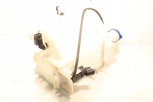 Waswatertank Hyundai Elantra VI 1.6 image 2