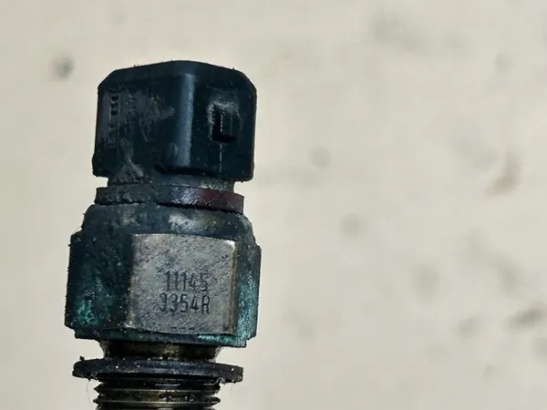 Öljentasoanturi Renault Master III Movano B image 4