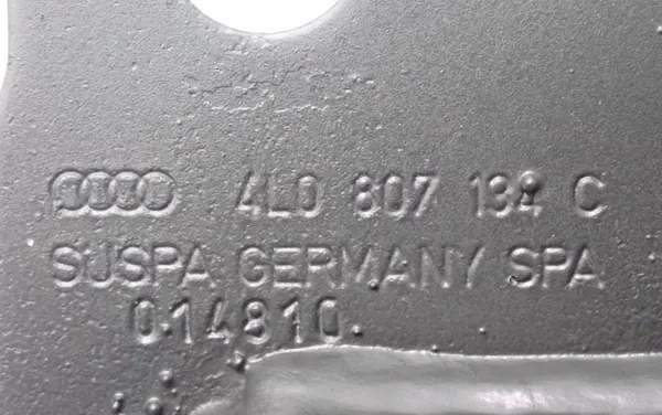 Oikea etupuskuri-tuki Audi Q7 4L0807134C image 7