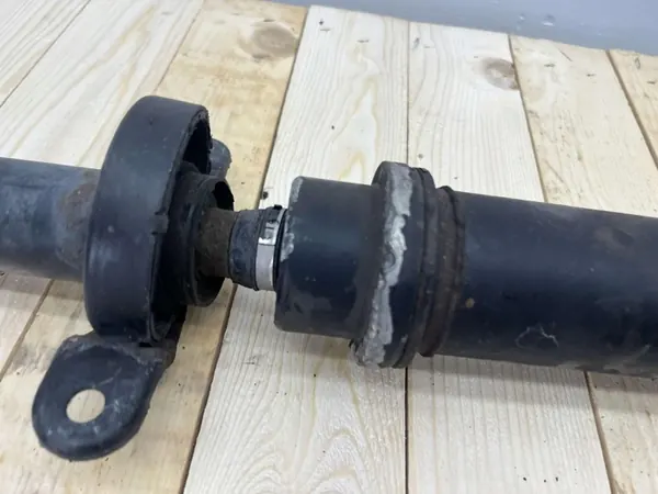 Audi OE 7L8521102C drivaxel, axeldrift image 5