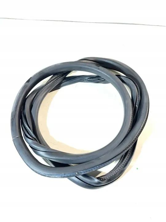 Fram Höger Dörrsilikon Peugeot 208 I 1 9673084680 image 3