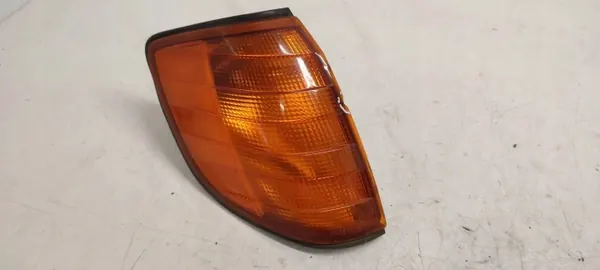 Pisca direito Mercedes W140 OEM 1408260243 image 2