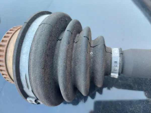 AUDI A4 B5 2.4 2.8 V6 Höger Drivaxel OEM image 3