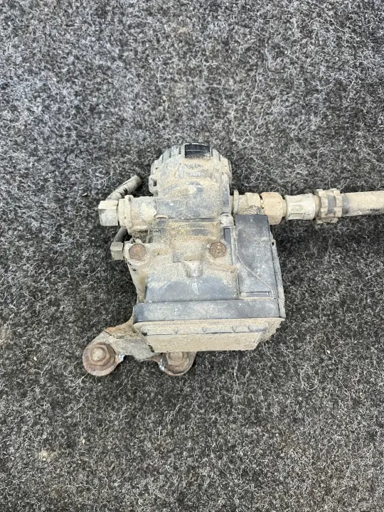 Modulador EBS MAN TGX TGA TGS 81521066041 - Usado image 4