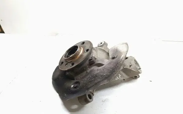 Suporte amortecedor dianteiro esquerdo OEM 6876645 BMW X1/X2 image 4