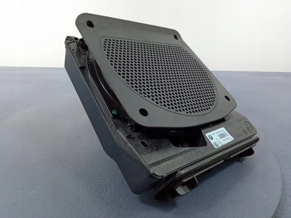Altavoz Subwoofer Izquierdo BMW 9210149 - Usado image 4