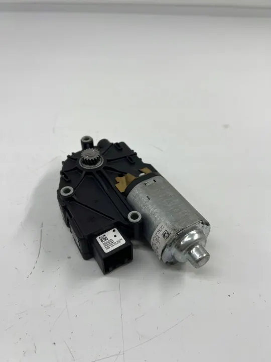 Zonnedakmotor Ford Edge OEM B9320-656C - Gebruikt image 2