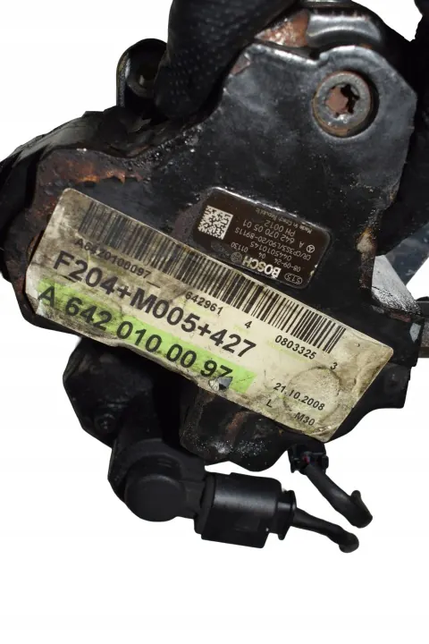 Mercedes W204 3.0 320 CDI ruiskutuspumppu OEM A6420700501 image 3