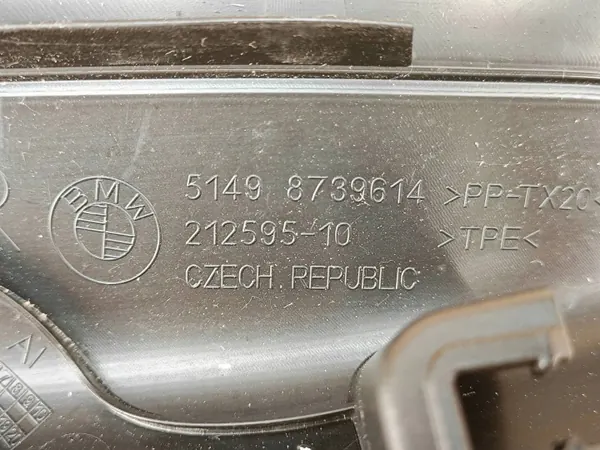 OEM 8739614 Rechte Heckleuchtenabdeckung BMW G26 image 3