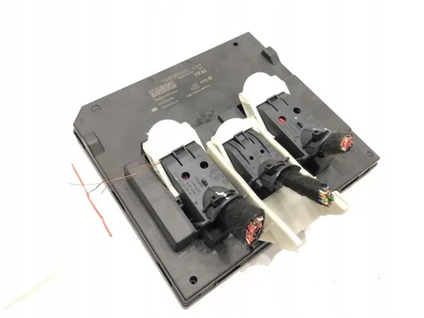 BCM-moduuli OEM 5Q0937084CL VW Golf VII Hatchbackille image 2