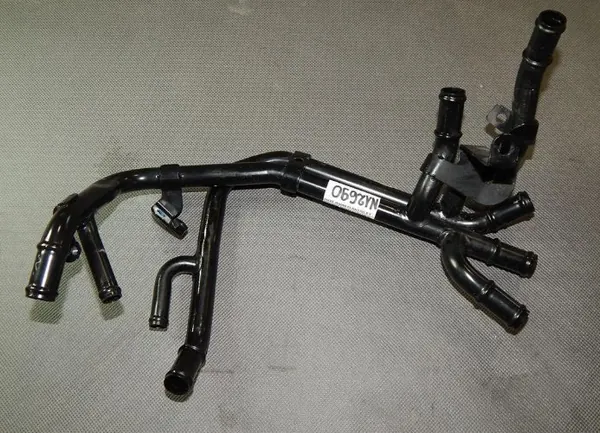 Audi A6 C7 2.0 TDI Wasserschlauch OEM 04L122157T image 2