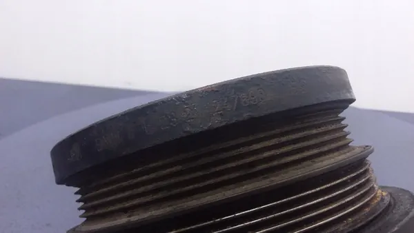 BMW E39 3.0 D Polia do virabrequim 2247890 image 4