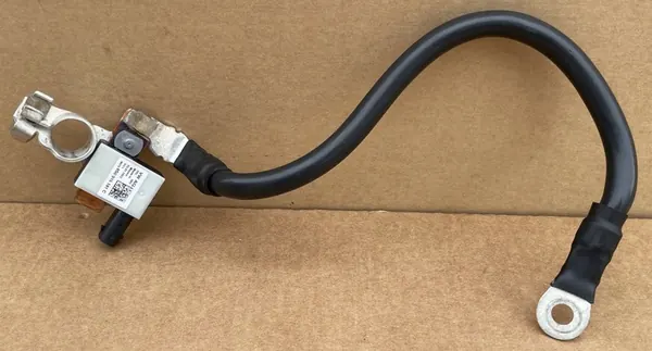 Terminale batteria VW Audi Skoda 8S0915181C OEM image 1