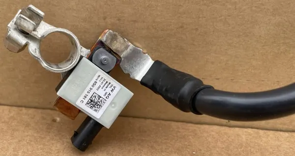 Terminale batteria VW Audi Skoda 8S0915181C OEM image 3