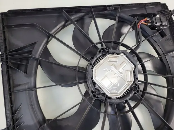 Mercedes-Benz OE A0999061401 kylarrubrik image 10