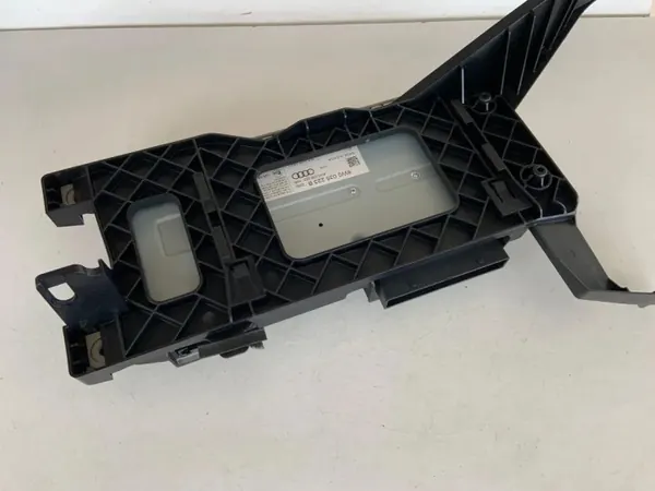 Audi Förstärkare OEM 8W0907456 för A4 B9 2.0L image 2