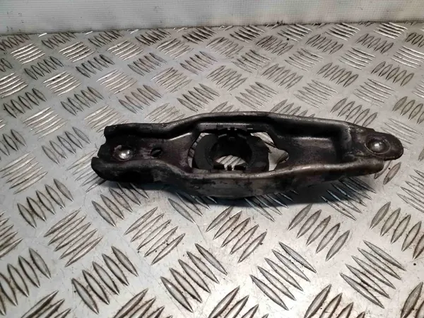 Fourche d'embrayage AUDI A1 SPORTBACK 1.6L diesel 02J141703C image 4