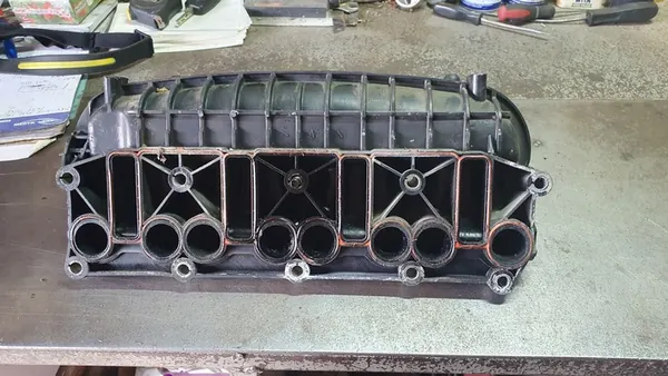 AUDI SEAT SKODA VW 2.0 TDI BKD - COLETOR DE ADMISSÃO 03G129713AF image 2