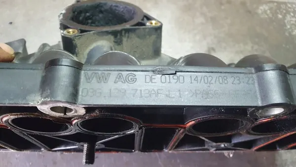 AUDI SEAT SKODA VW 2.0 TDI BKD - COLETOR DE ADMISSÃO 03G129713AF image 3