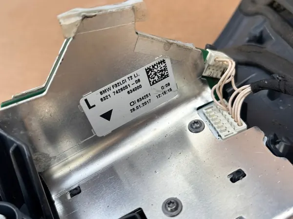 BMW 4 F32 F33 F36 F82 Lámpara Trasera Izquierda OEM image 4