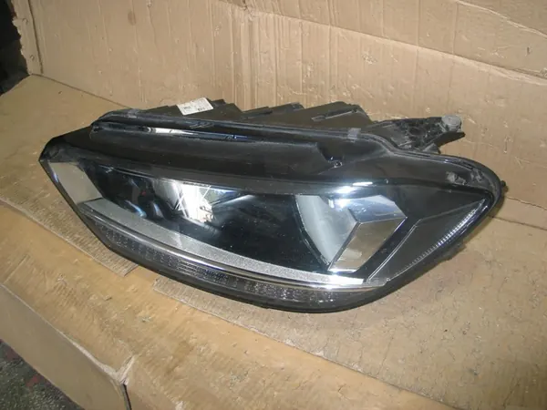 VW Touran II Farol Esquerdo 5TB941005A image 6