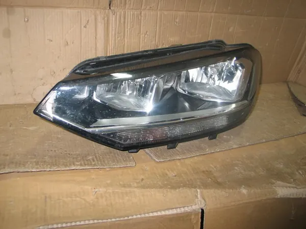 VW Touran II Farol Esquerdo 5TB941005A image 9