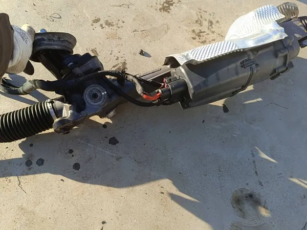 VW Audi Skoda Caixa de Direção 5Q0959439L image 2