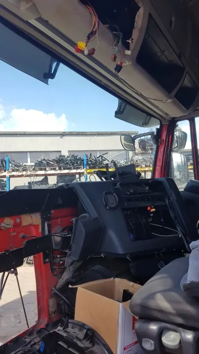 Ohjaamon runko IVECO STRALIS EURO 5 - KABINA image 3