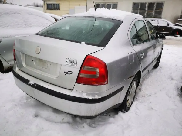 Avgasgrenrör OEM EIS-2130898 för Skoda Octavia 2005 image 7