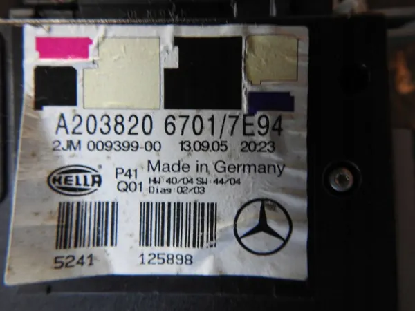 Mercedes-Benz OE A2038206701 Matkustamotila valo image 3