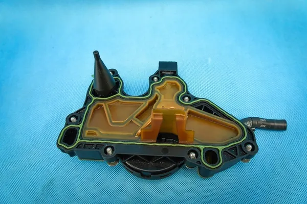 Separador de aceite Audi S3 8V Golf VII R 06K103495AA image 2